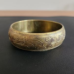Vintage Brass Floral Scroll Bangle Bracelet